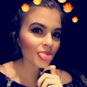 Meet your Posher, Haley